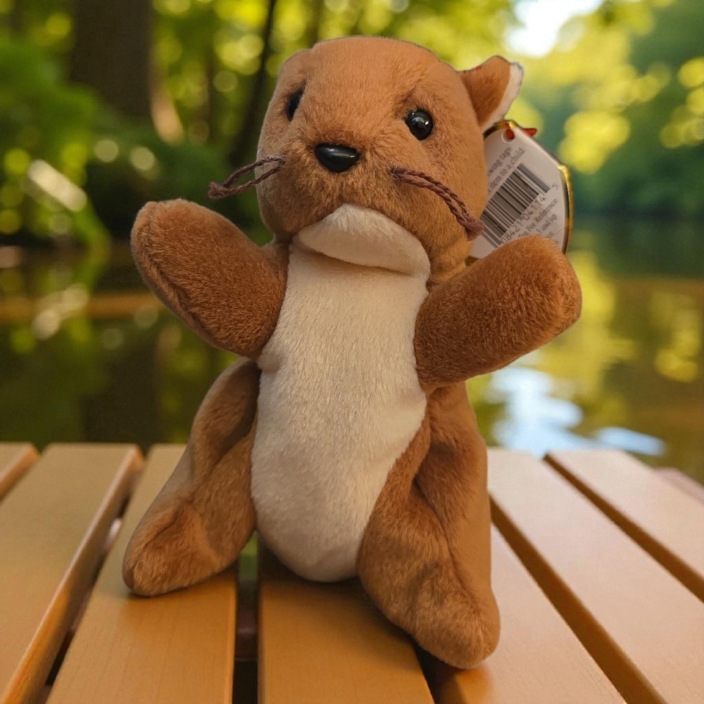 BOGO NUTS Style 4114‎ Ty Brown and Cream Plush Pet Toy